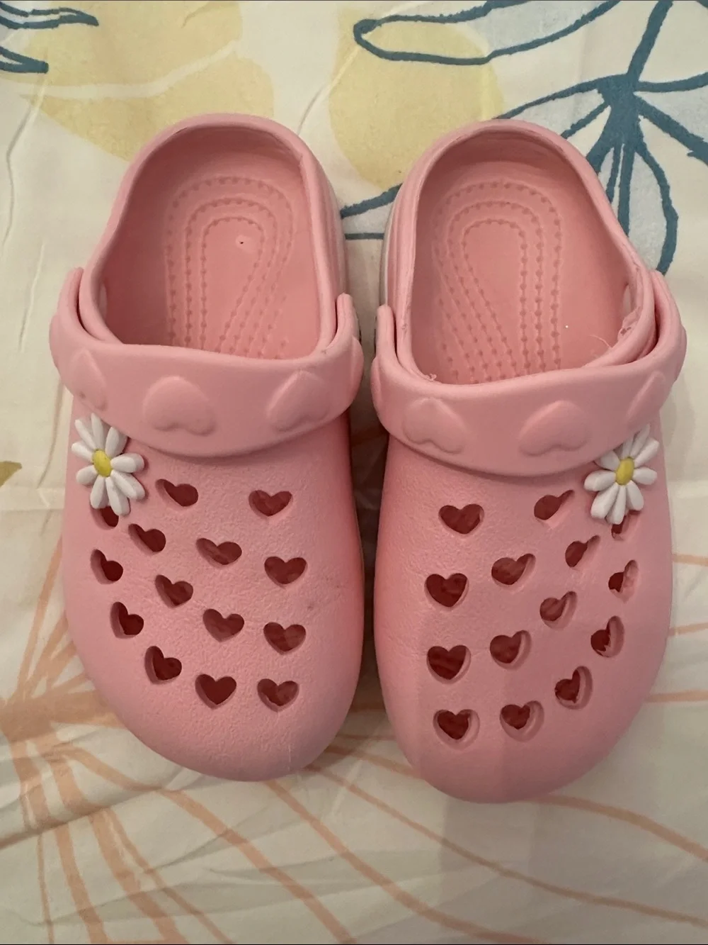 Kids Pink Daisy Clog Sandals - Lightweight Garden Shoes